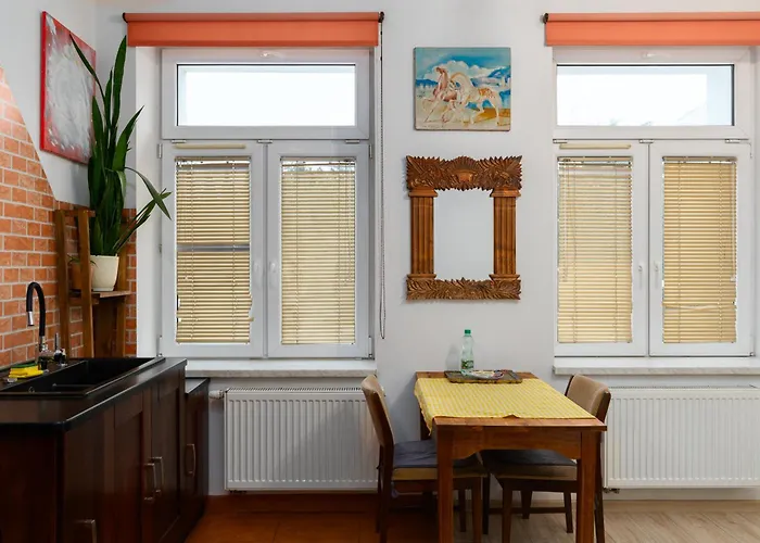 Bonarka Homely By Bookinghost