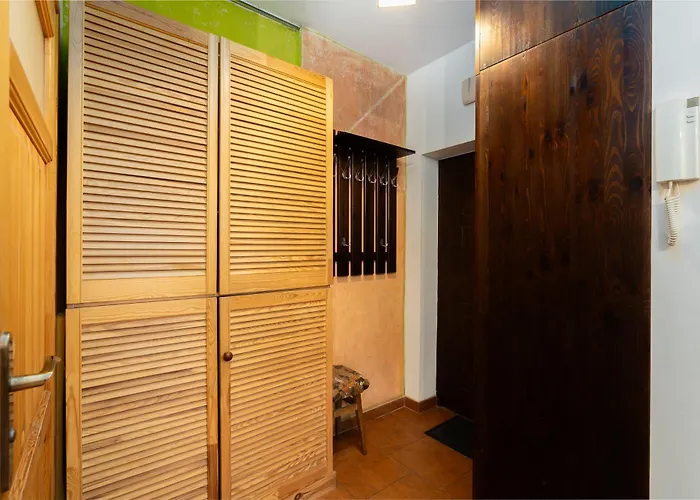 Bonarka Homely By Bookinghost *